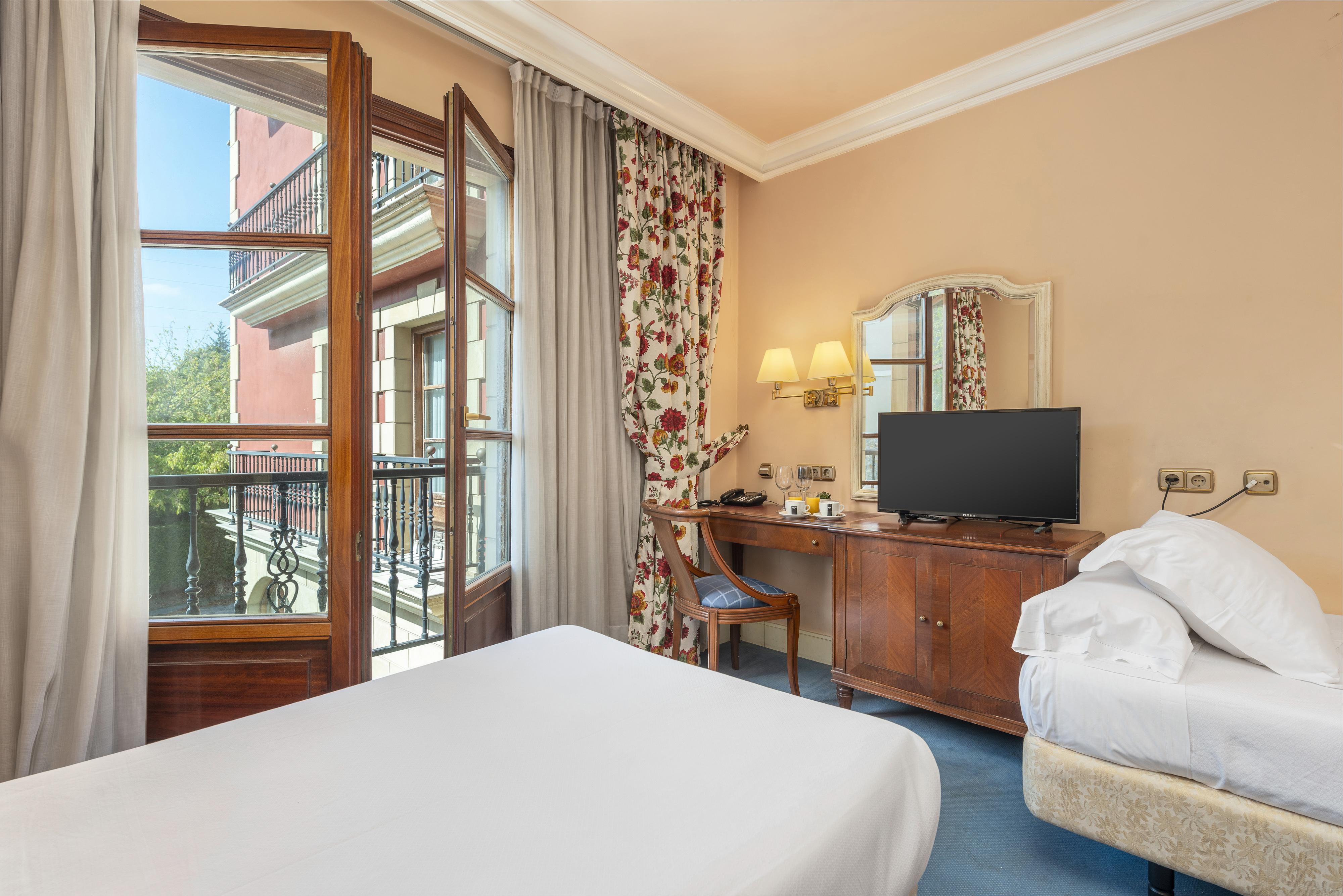 Tryp Bilbao Sondika Hotel Exterior foto