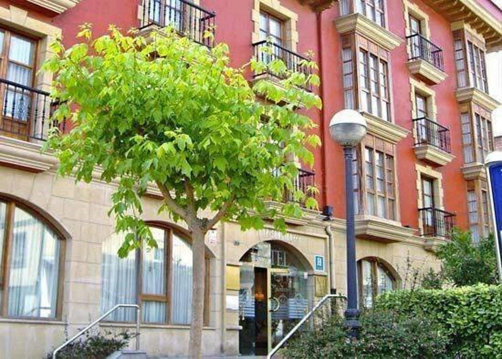 Tryp Bilbao Sondika Hotel Exterior foto