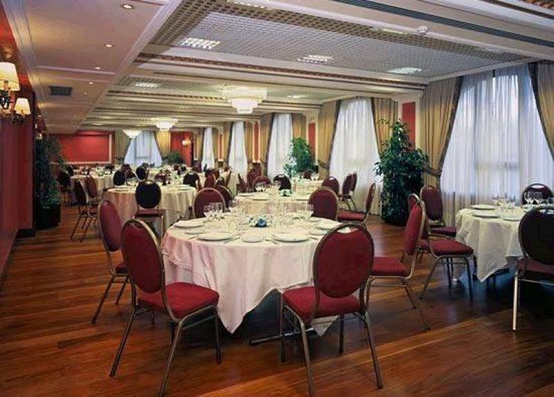 Tryp Bilbao Sondika Hotel Restaurant foto