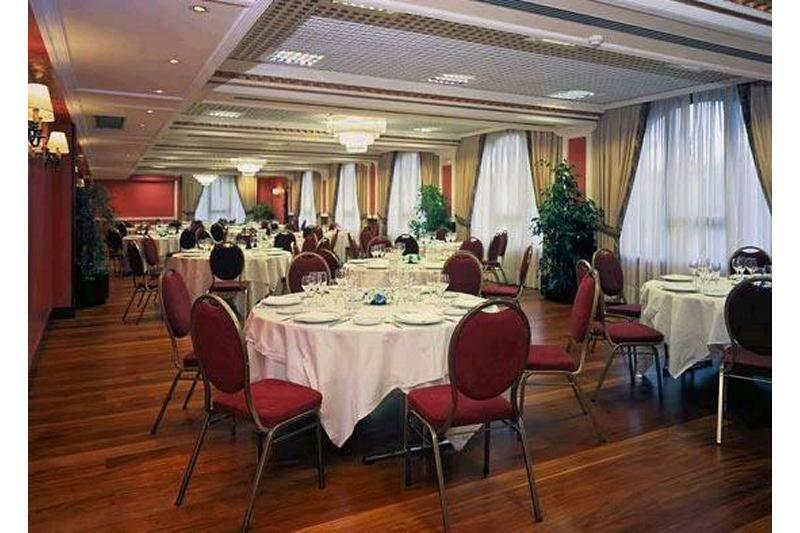Tryp Bilbao Sondika Hotel Exterior foto